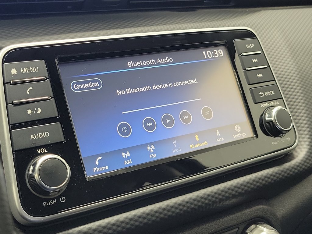 Used 2025 Nissan Kicks Play S FWD image 32