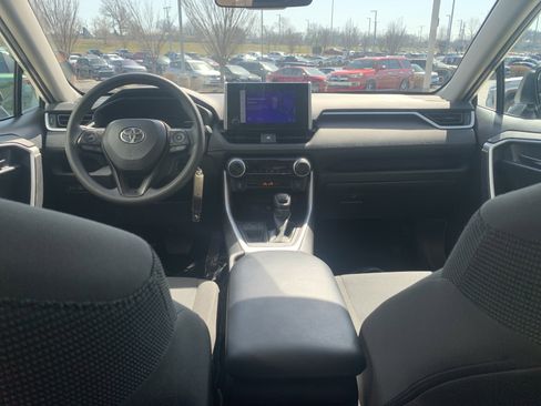 Used 2024 Toyota RAV4 LE image 22