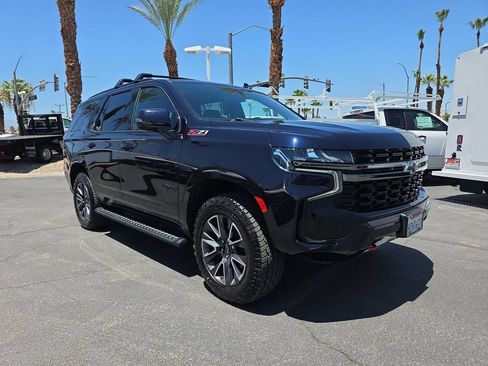 Used 2022 Chevrolet Tahoe Z71 w/ Luxury Package AWD/4WD image 2