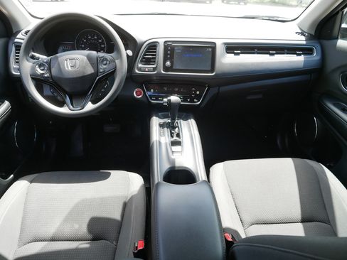 Used 2020 Honda HR-V EX image 10