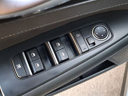 Certified 2023 Kia Forte GT-Line image 28