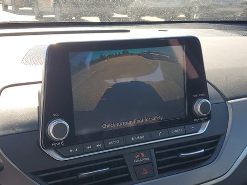 New 2025 Nissan Altima 2.5 SR image 15