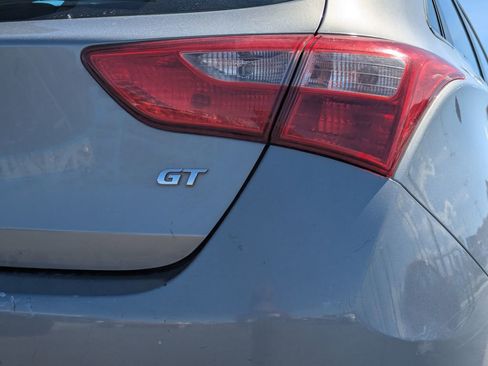 Used 2015 Hyundai Elantra GT FWD image 5