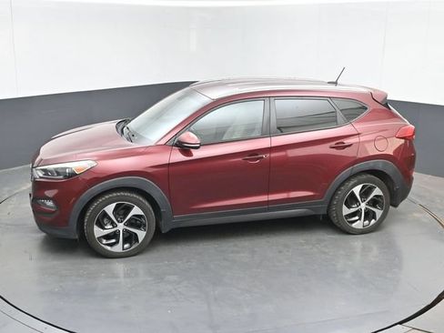 Used 2016 Hyundai Tucson Sport AWD/4WD image 34