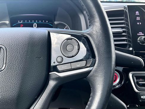 Used 2022 Honda Pilot Elite image 25