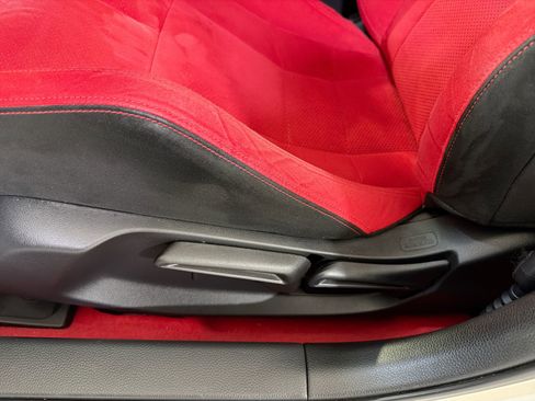 Used 2023 Honda Civic Type R image 11