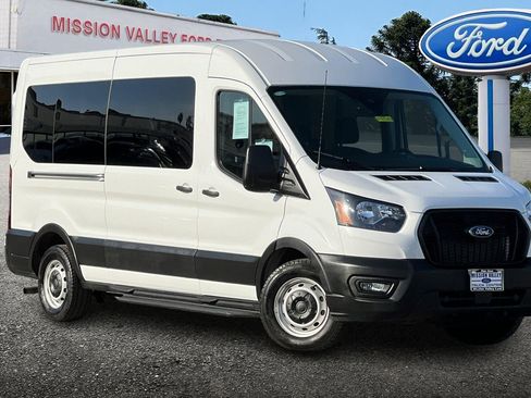 Used 2023 Ford Transit 350 XL image 2