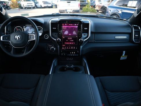 New 2026 RAM 1500 4x4 Crew Cab image 22