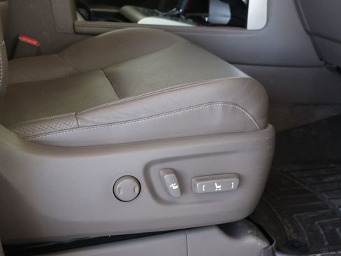 Used 2014 Lexus GX 460 Luxury AWD/4WD image 40