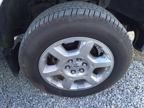 Used 2014 Ford F150 XLT w/ Equipment Group 302A Luxury AWD/4WD image 6