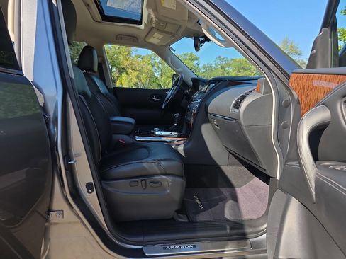 Used 2019 Nissan Armada SV image 35