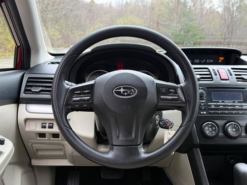 Used 2013 Subaru Crosstrek 2.0i Premium AWD/4WD image 17