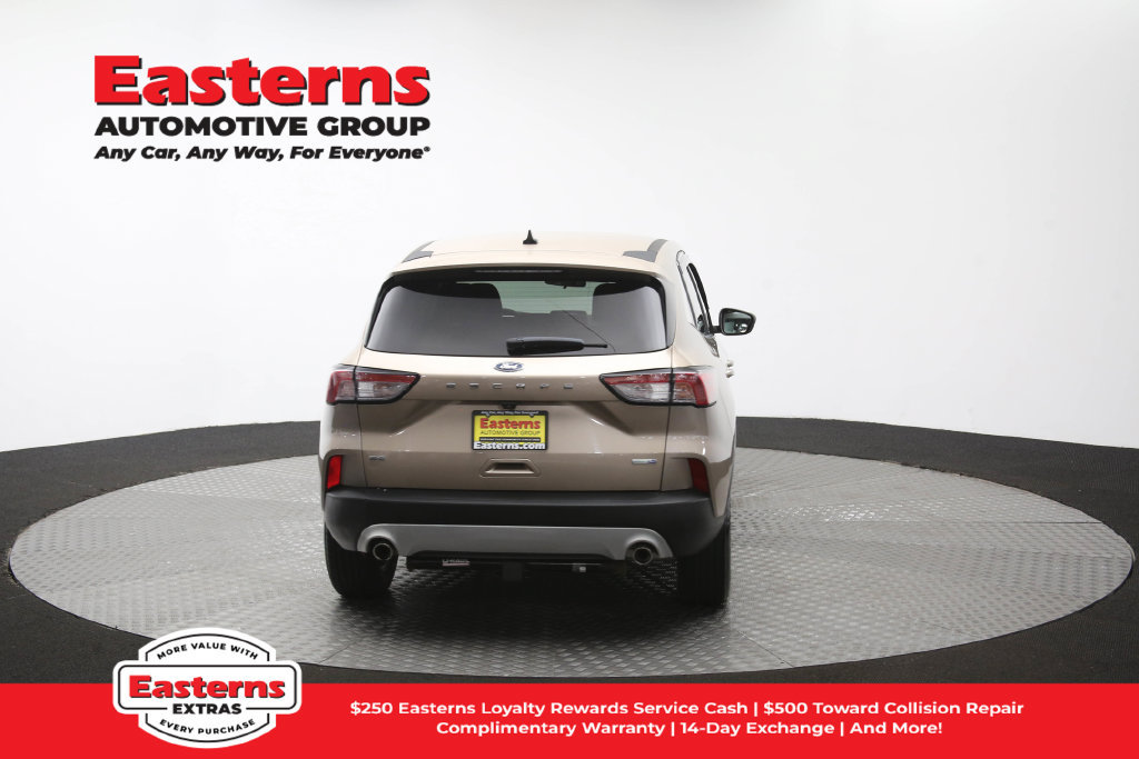 Used 2020 Ford Escape SE AWD/4WD image 40