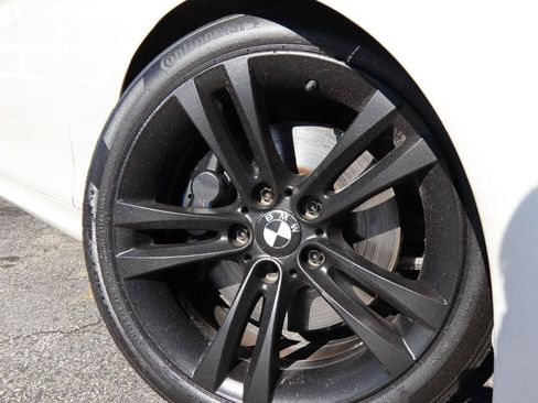 Used 2015 BMW M235i Coupe RWD image 3