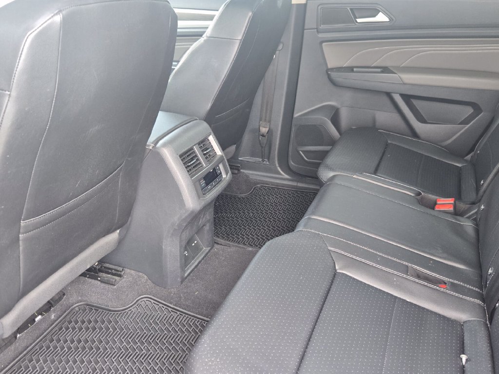 Certified 2022 Volkswagen Atlas SE FWD image 10