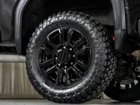 Used 2023 GMC Sierra 3500 Denali w/ Denali Black Diamond Edition AWD/4WD image 55