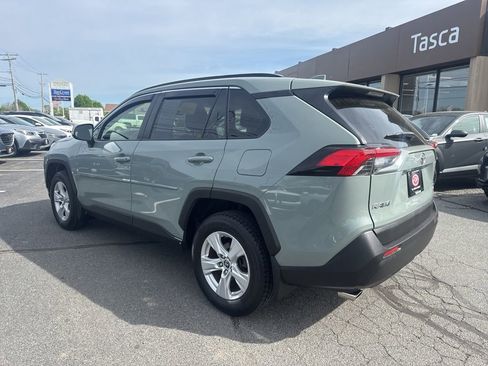 Used 2019 Toyota RAV4 XLE w/ Convenience Package AWD/4WD image 8