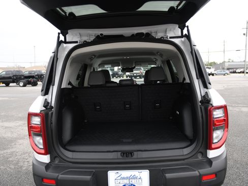 Used 2025 Ford Bronco Sport Badlands image 14