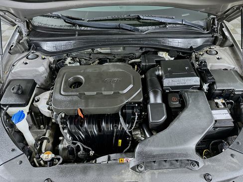 Used 2018 Kia Optima LX w/ 17" Alloy Wheels Package image 31