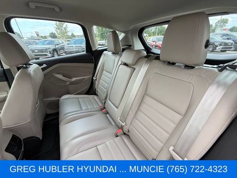 Used 2017 Ford C-MAX Titanium w/ Equipment Group 301A FWD image 17