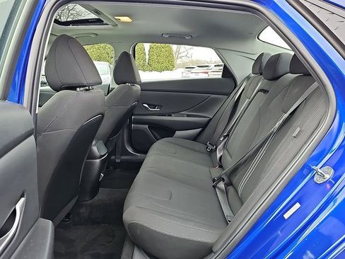 Used 2024 Hyundai Elantra SEL w/ Convenience Package image 10