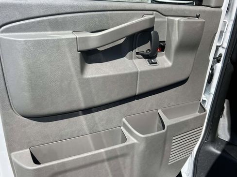 New 2026 GMC Savana 2500 Extended image 17