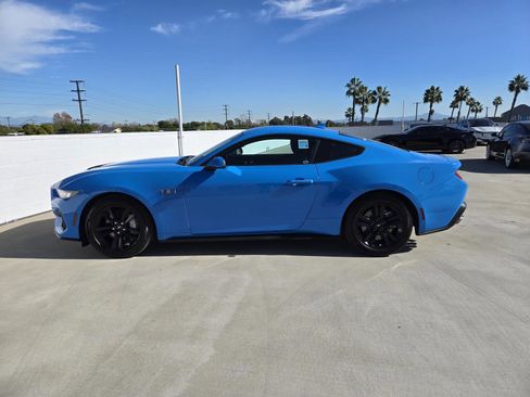 Used 2025 Ford Mustang GT image 7