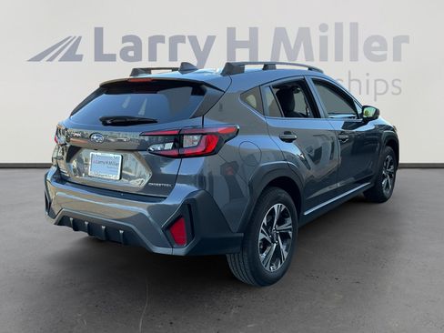 Used 2025 Subaru Crosstrek 2.0i Premium AWD/4WD image 5