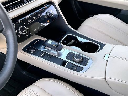 Used 2025 INFINITI QX60 Luxe image 18