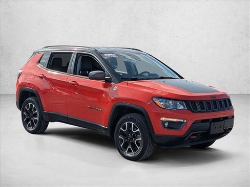 Used 2021 Jeep Compass Trailhawk image 3