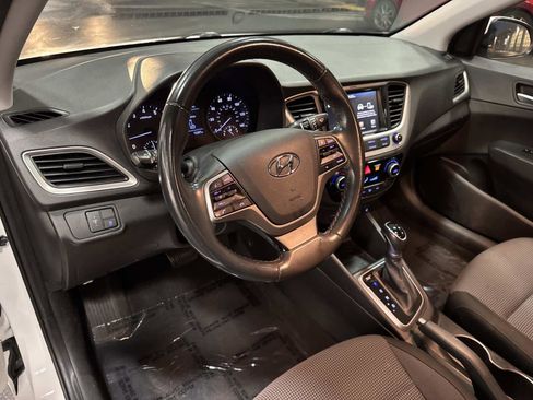 Used 2019 Hyundai Accent Limited image 21