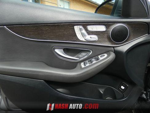 Used 2019 Mercedes-Benz C 300 Sedan image 43
