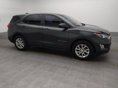 Used 2018 Chevrolet Equinox LS image 11