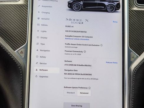 Used 2018 Tesla Model X 100D AWD/4WD image 11