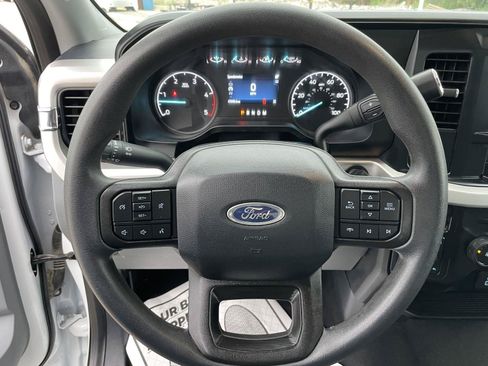 Used 2025 Ford F250 XLT w/ FX4 Off-Road Package AWD/4WD image 11