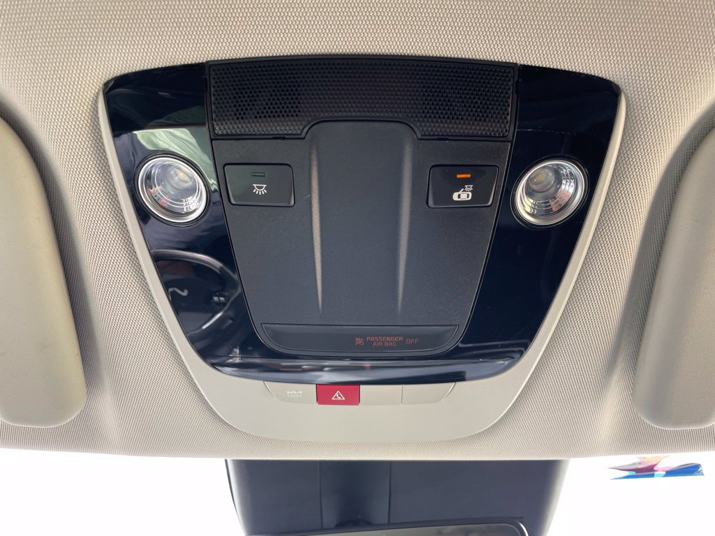 Used 2023 Kia EV6 Wind w/ Wind Technology Package AWD/4WD image 18