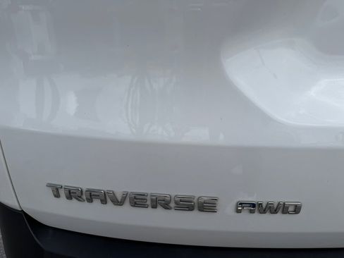 Used 2020 Chevrolet Traverse RS AWD/4WD image 5