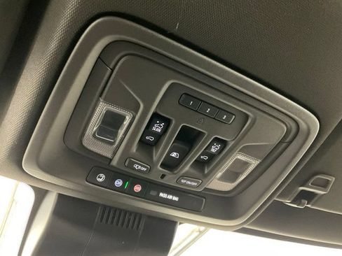 Used 2025 GMC Sierra 2500 Denali w/ Max Trailering Package AWD/4WD image 27