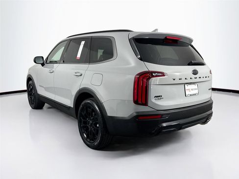 Used 2021 Kia Telluride EX w/ EX Premium Package AWD/4WD image 13