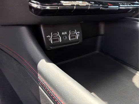 Used 2024 Dodge Durango GT RWD image 20