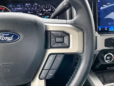 Used 2022 Ford F350 Lariat w/ Lariat Ultimate Package AWD/4WD image 25