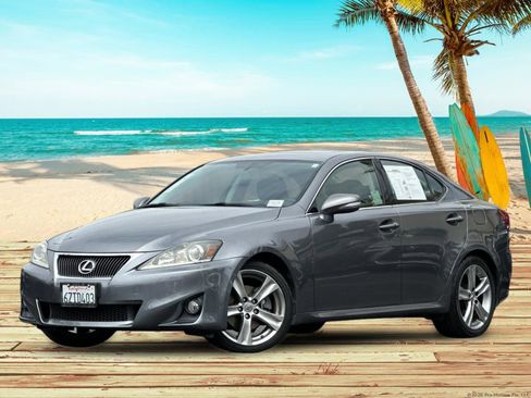 Used 2013 Lexus IS 250 w/ Premium Pkg Value Edition RWD image 2