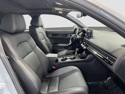 Used 2025 Honda Civic Sport Touring image 5
