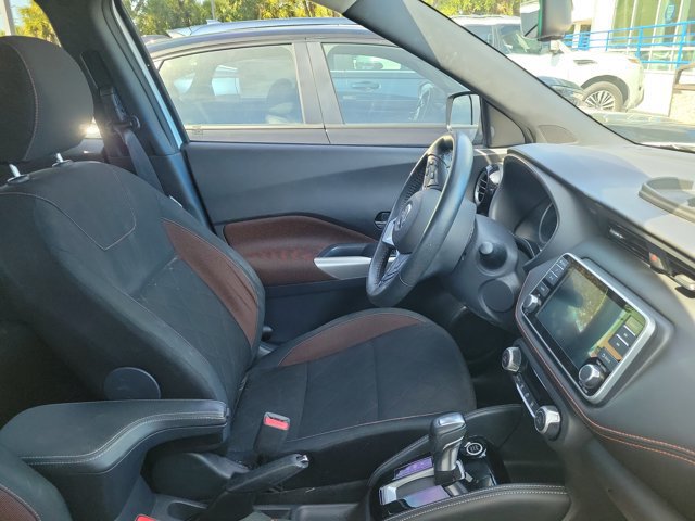 Used 2020 Nissan Kicks SR FWD image 3