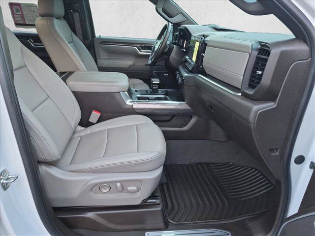 Used 2026 Chevrolet Silverado 1500 LTZ w/ LTZ Premium Package RWD image 19