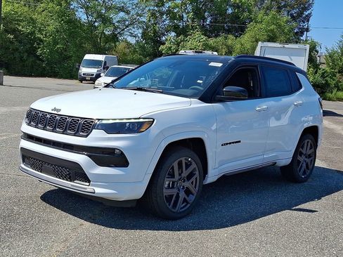 New 2025 Jeep Compass Limited w/ High Altitude Package image 4