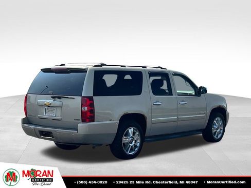 Used 2010 Chevrolet Suburban LTZ AWD/4WD image 5