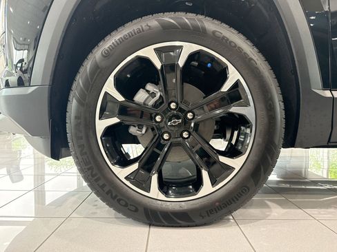 New 2026 Chevrolet Equinox LT w/ Convenience Package II FWD image 12