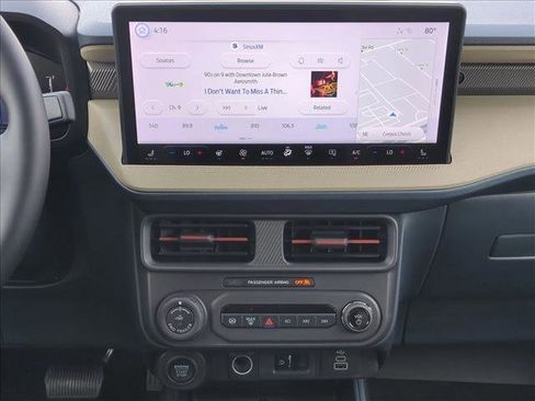 New 2026 Ford Maverick Lariat w/ 4K Tow Package image 12