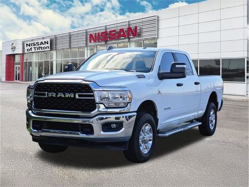 Used 2024 RAM 2500 Big Horn AWD/4WD image 8
